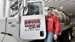 Novak Backhoe dsc 5812