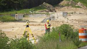 I0217 tool talk sps720 total station 003 hr