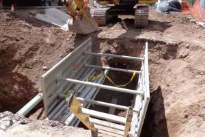 12 07 Oe Trenching Safety Ultrashore Shoring System
