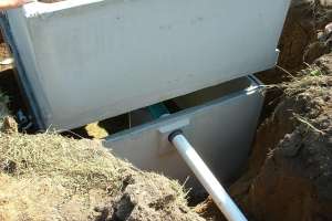 Inlet pipe and mastic caulk 9 22 04 191003 141924