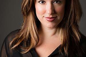 Amanda clark grammar chic 171208 143800